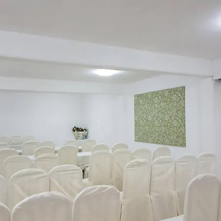 Tasiana Star Complex Aparthotel 3*