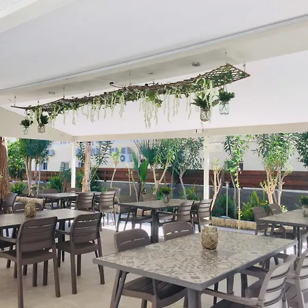 Tasiana Star Complex Aparthotel