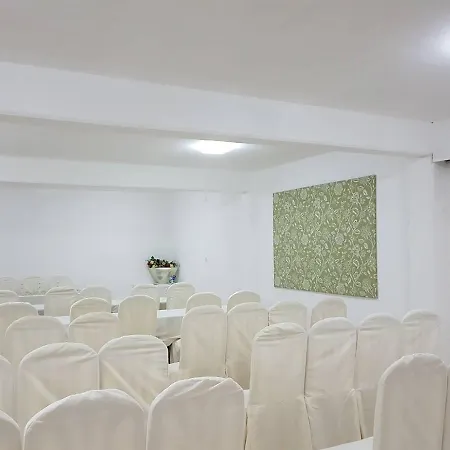 塔希阿娜公寓式酒店 公寓式酒店 利马索尔