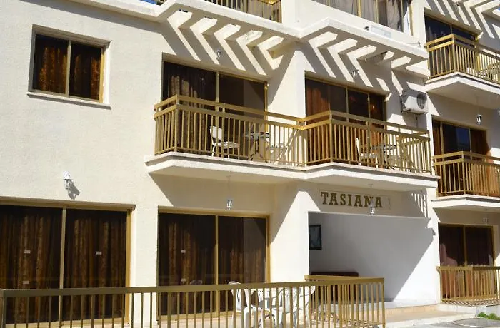 Tasiana Star Complex Lägenhetshotell