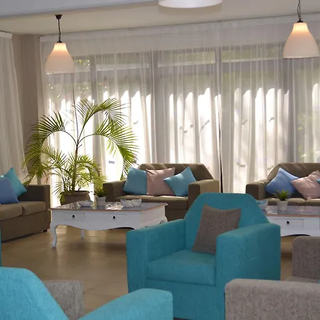 Tasiana Star Complex Aparthotel 3*