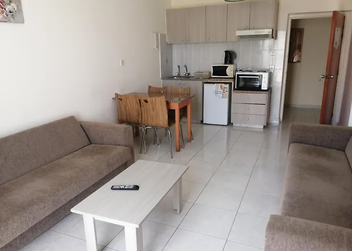 Aparthotel Tasiana Star Complex Lemesos