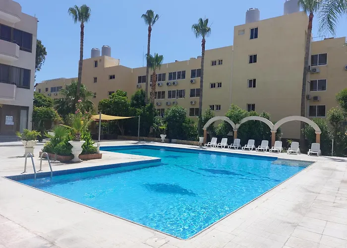 Tasiana Star Complex 3*