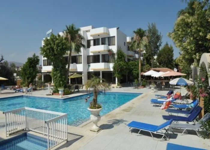 Aparthotel Tasiana Star Complex